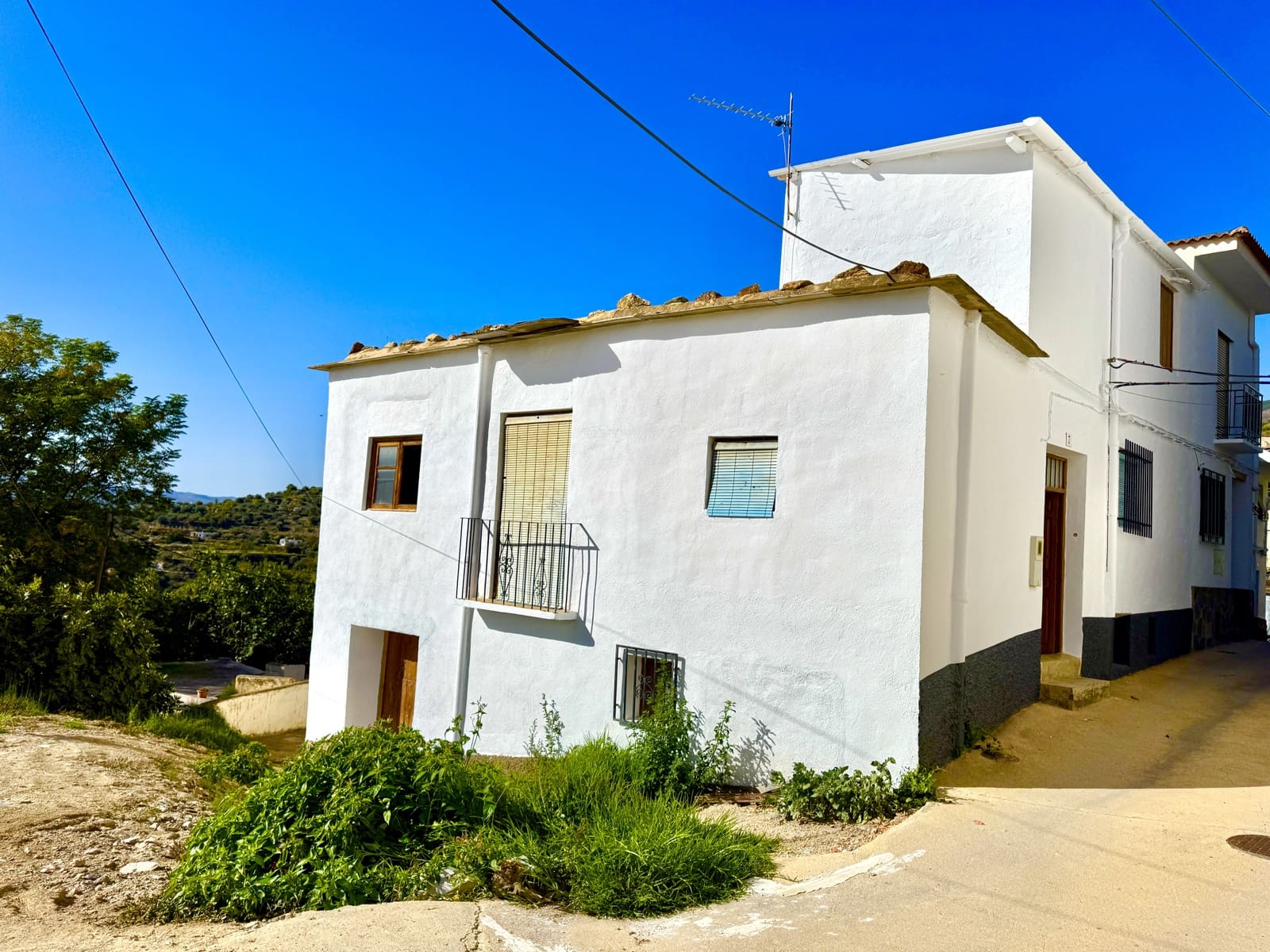 6 soveværelse Byhus til salg i Valor - € 75.000 (Ref: 9400997)