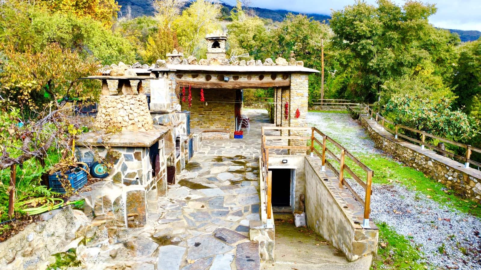 3 soverom Villa til salgs i Yegen med garasje - € 275 000 (Ref: 9409318)