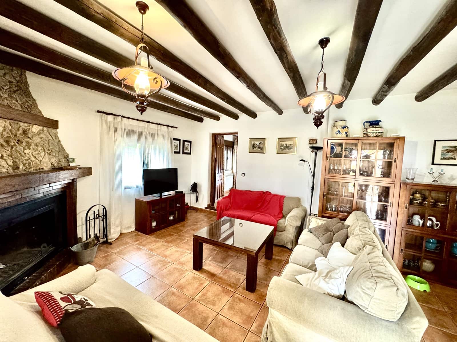 3 soverom Villa til salgs i Yegen med garasje - € 275 000 (Ref: 9409318)