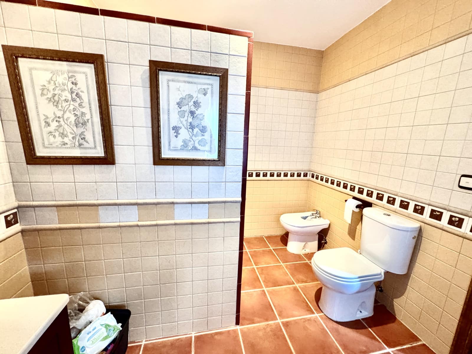 3 soverom Villa til salgs i Yegen med garasje - € 275 000 (Ref: 9409318)