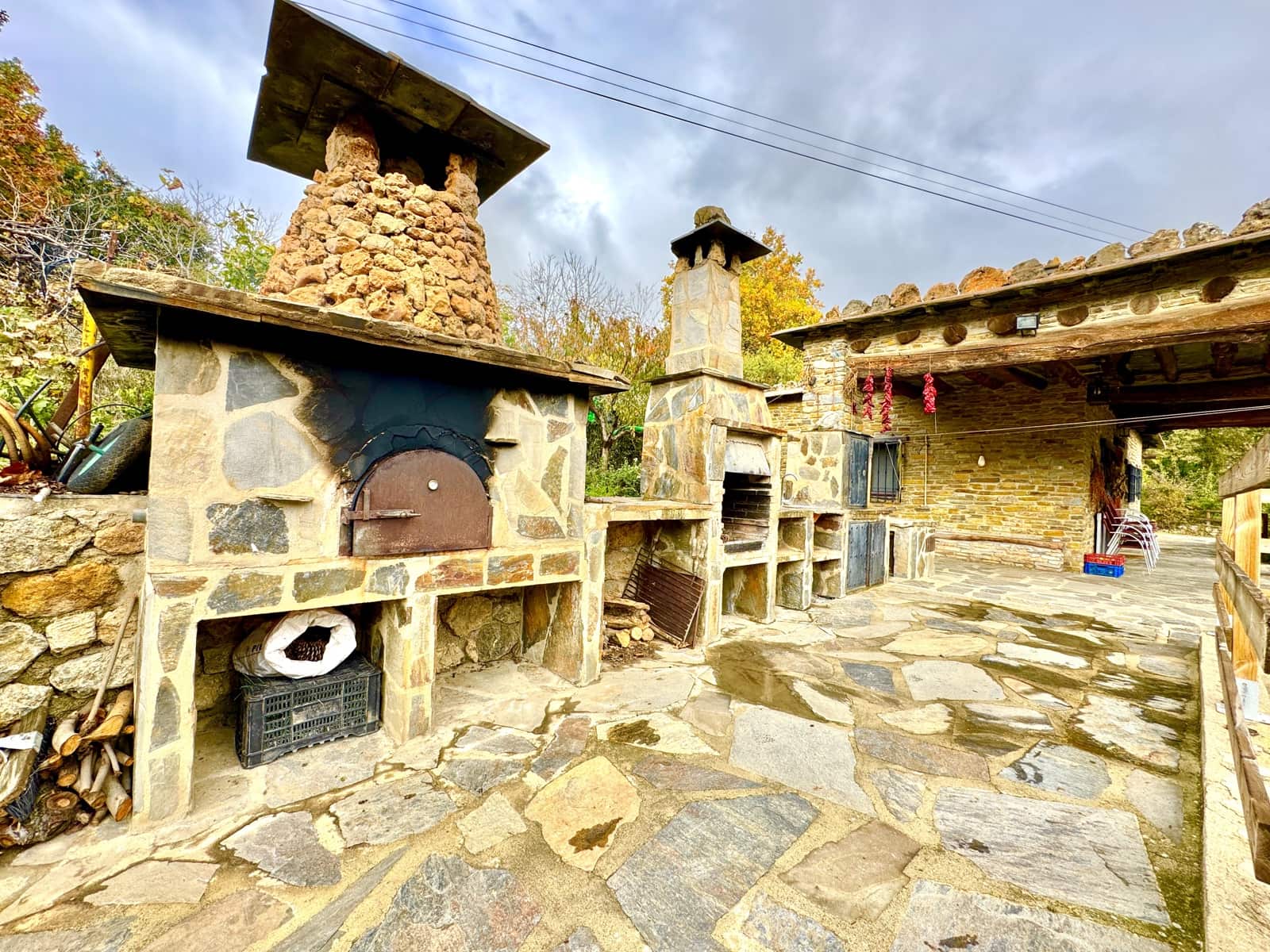 3 soverom Villa til salgs i Yegen med garasje - € 275 000 (Ref: 9409318)