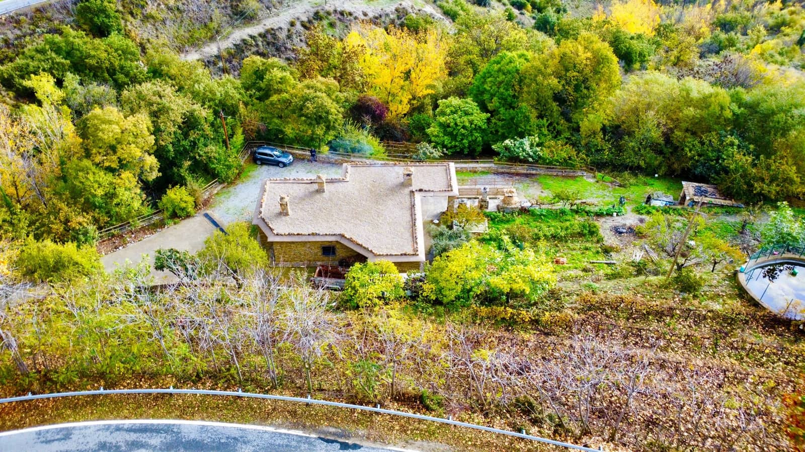 3 soverom Villa til salgs i Yegen med garasje - € 275 000 (Ref: 9409318)