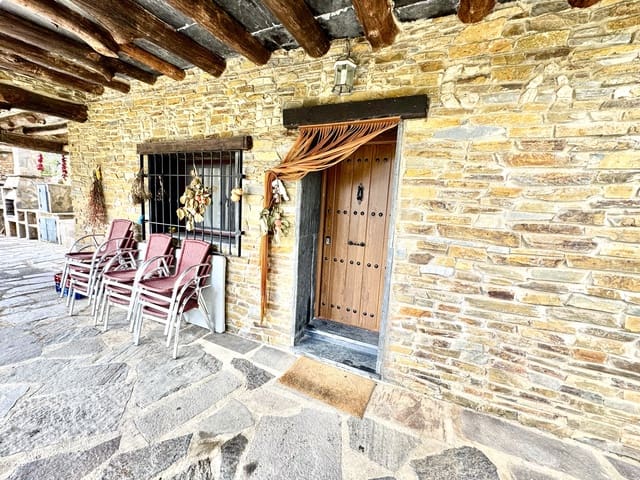 3 soverom Villa til salgs i Yegen, Alpujarra de la Sierra med garasje - € 275 000 (Ref: 9409318)