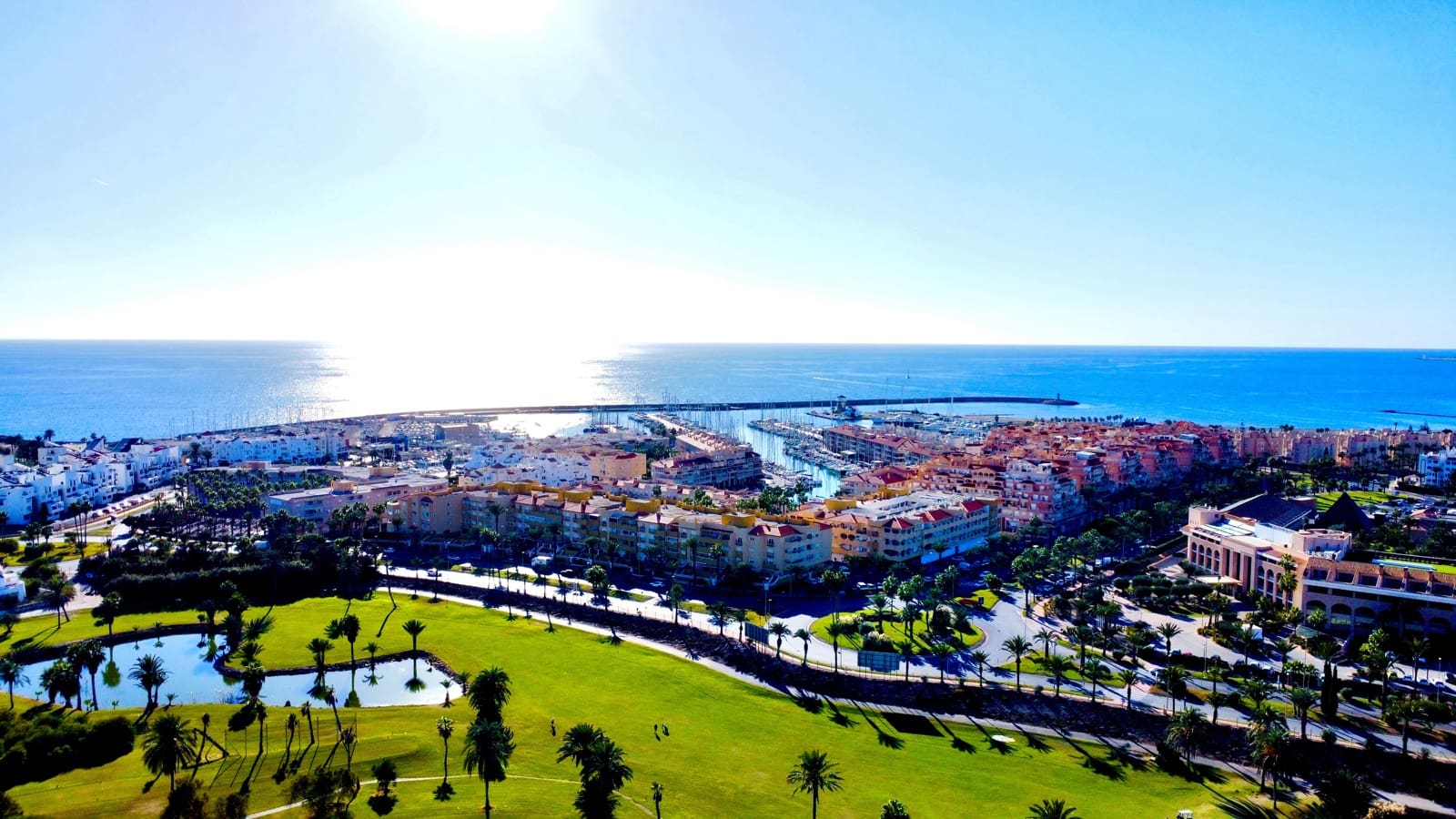 3 soverom Leilighet til salgs i Almerimar med svømmebasseng garasje - € 360 000 (Ref: 9431331)