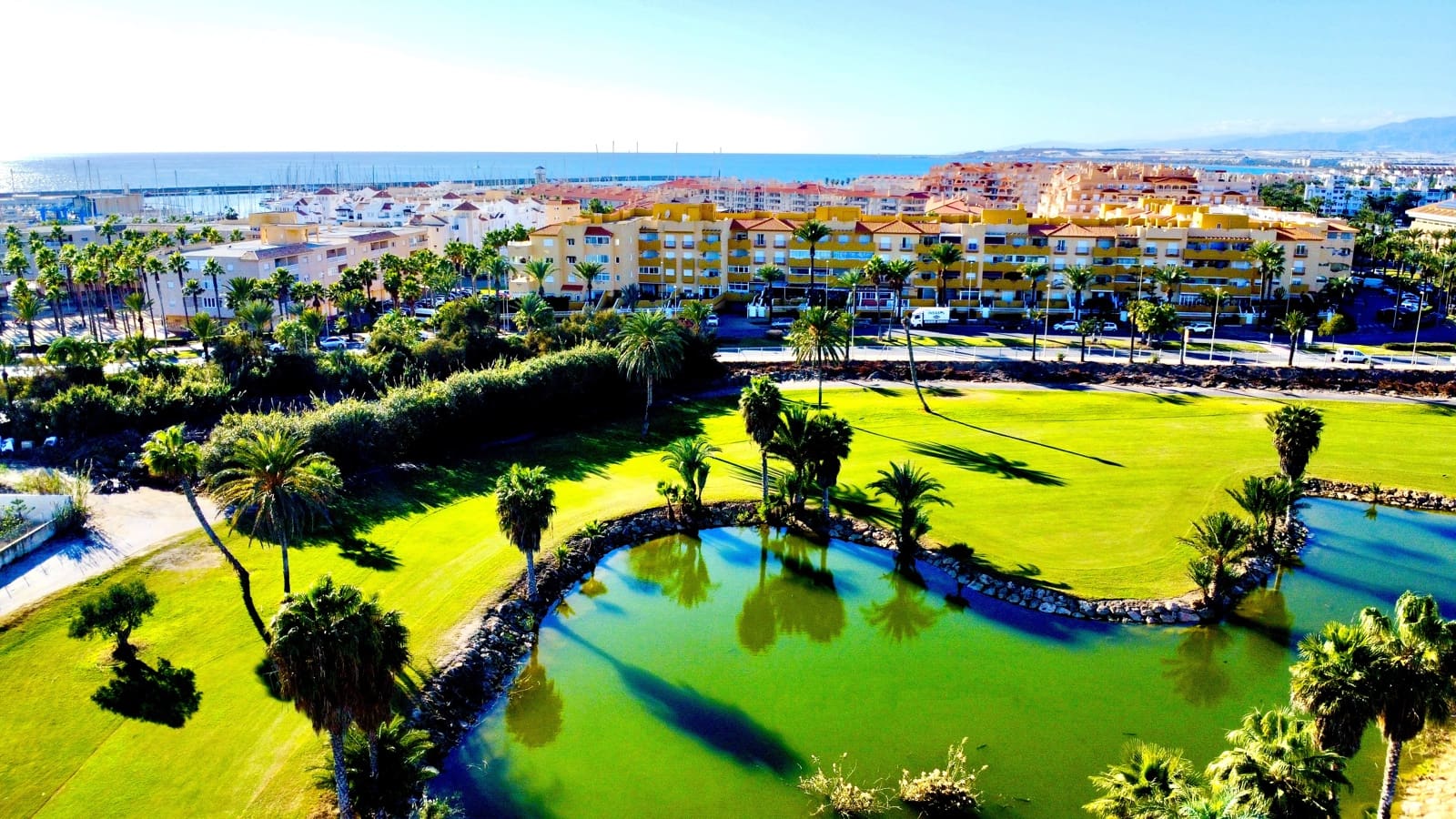 3 soverom Leilighet til salgs i Almerimar med svømmebasseng garasje - € 360 000 (Ref: 9431331)