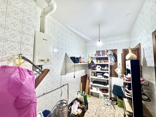 3 soverom Leilighet til salgs i Adra med garasje - € 140 000 (Ref: 9473600)