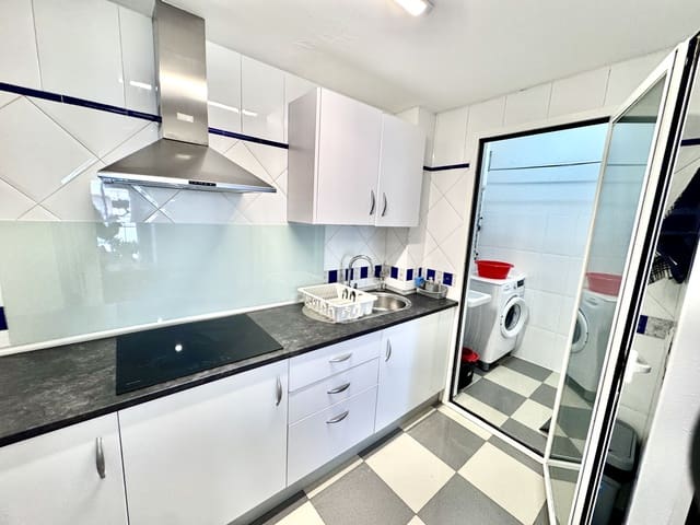 1 Zimmer Apartment zu verkaufen in Roquetas de Mar - 120.000 € (Ref: 9480731)