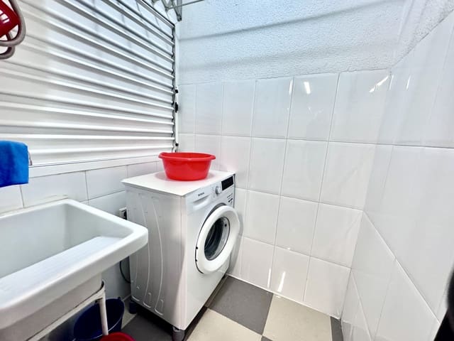 1 Zimmer Apartment zu verkaufen in Roquetas de Mar - 120.000 € (Ref: 9480731)