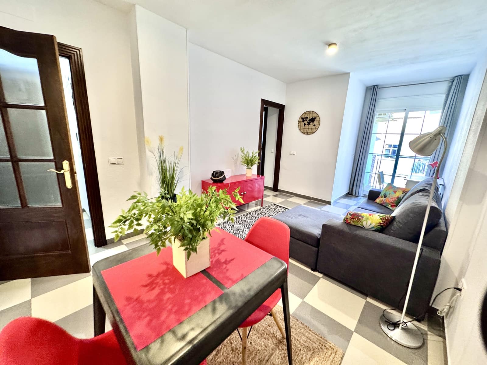 1 Zimmer Apartment zu verkaufen in Roquetas de Mar - 120.000 € (Ref: 9480731)