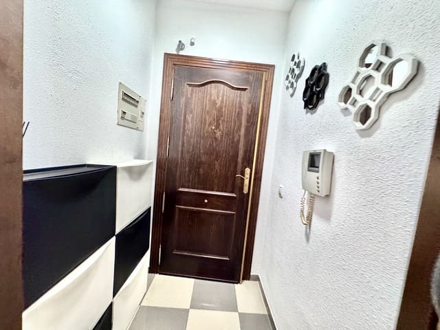 1 Zimmer Apartment zu verkaufen in Roquetas de Mar - 120.000 € (Ref: 9480731)