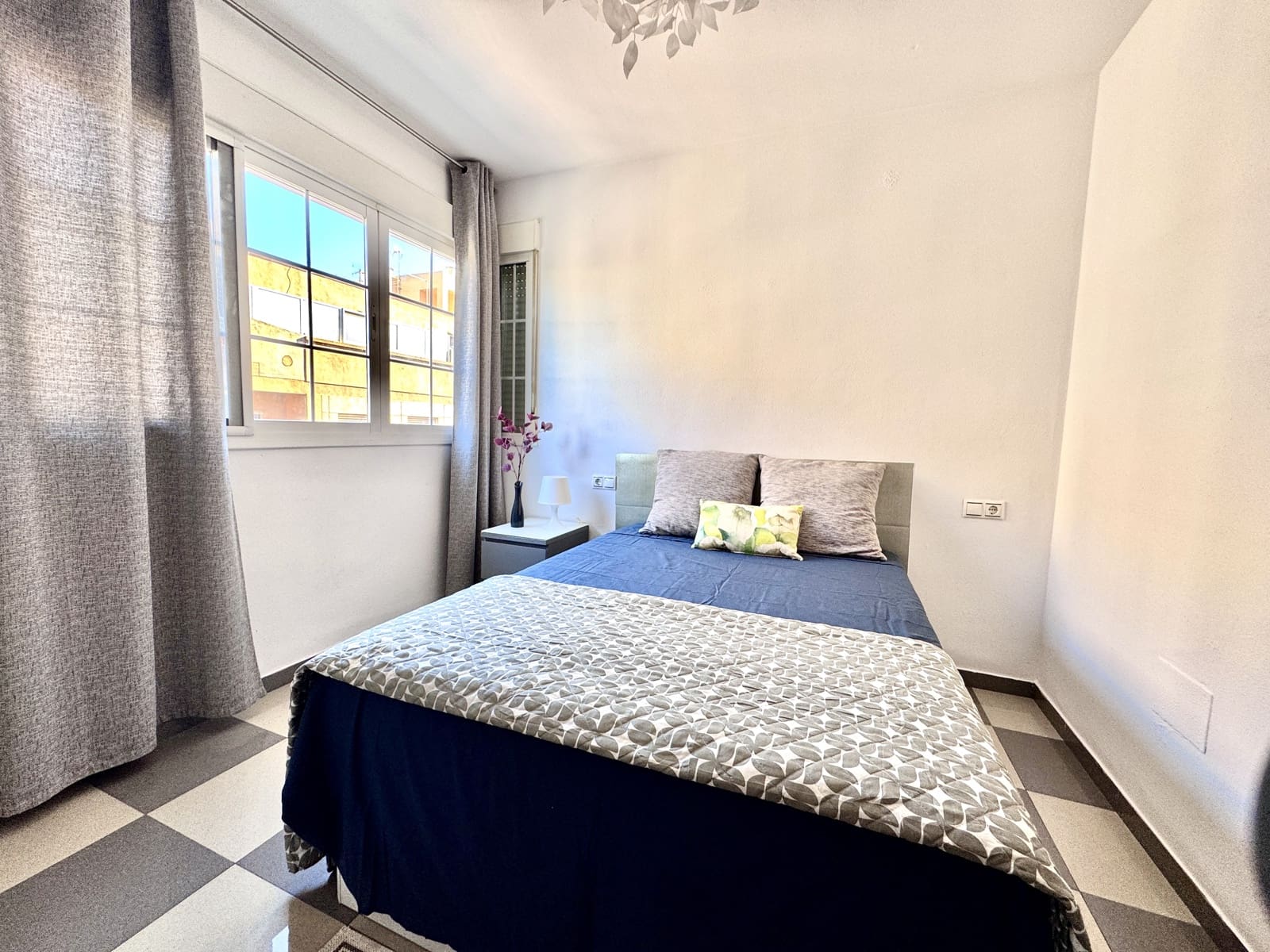 1 Zimmer Apartment zu verkaufen in Roquetas de Mar - 120.000 € (Ref: 9480731)