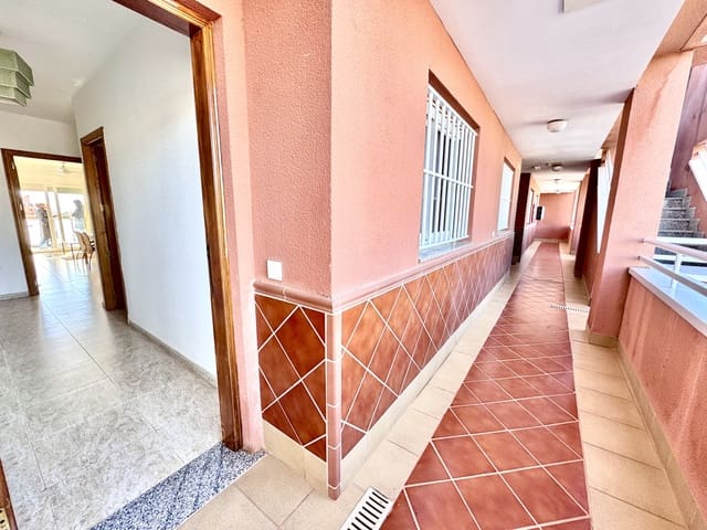 1 sypialnia Apartament na sprzedaż w Roquetas de Mar z basenem garażem - 125 000 € (Ref: 9480773)