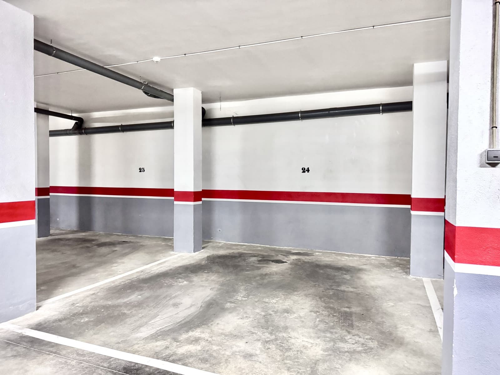 1 sypialnia Apartament na sprzedaż w Roquetas de Mar z basenem garażem - 125 000 € (Ref: 9480773)