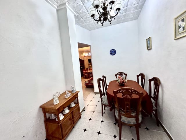 8 bedroom Townhouse for sale in El Pozuelo, Albuñol - € 195,000 (Ref: 9481256)