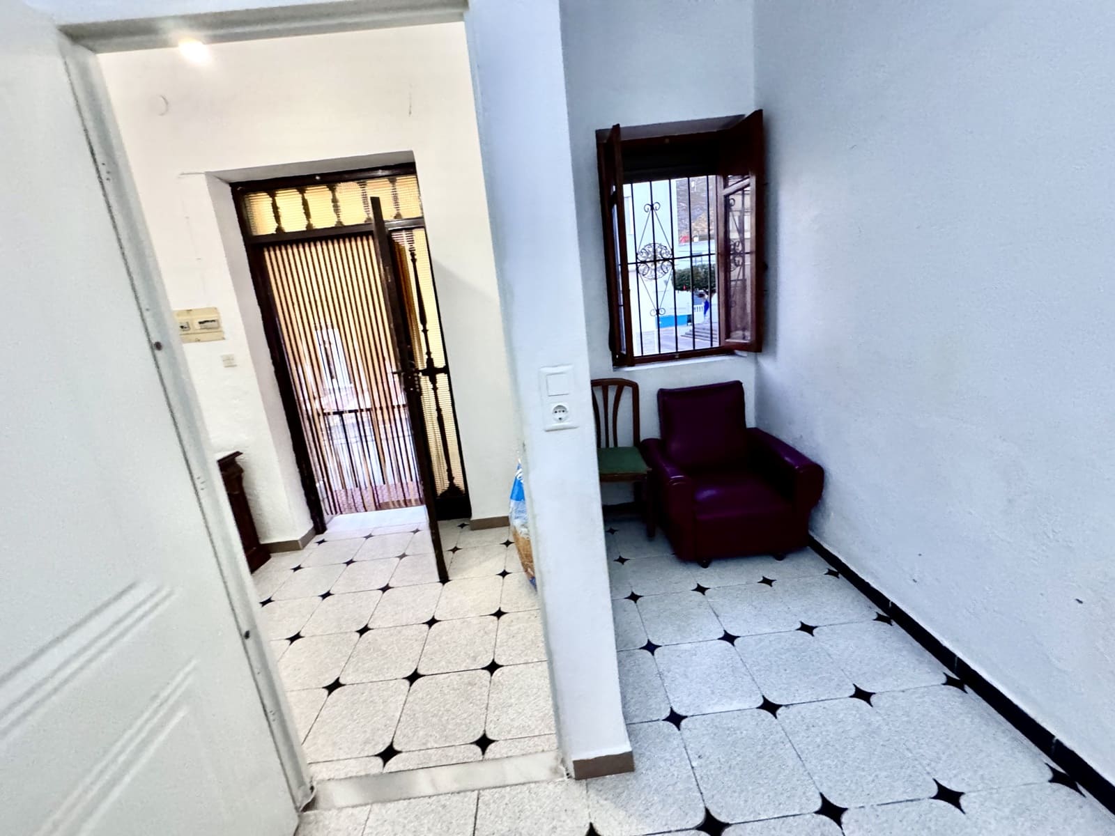 8 bedroom Townhouse for sale in El Pozuelo - € 195,000 (Ref: 9481256)