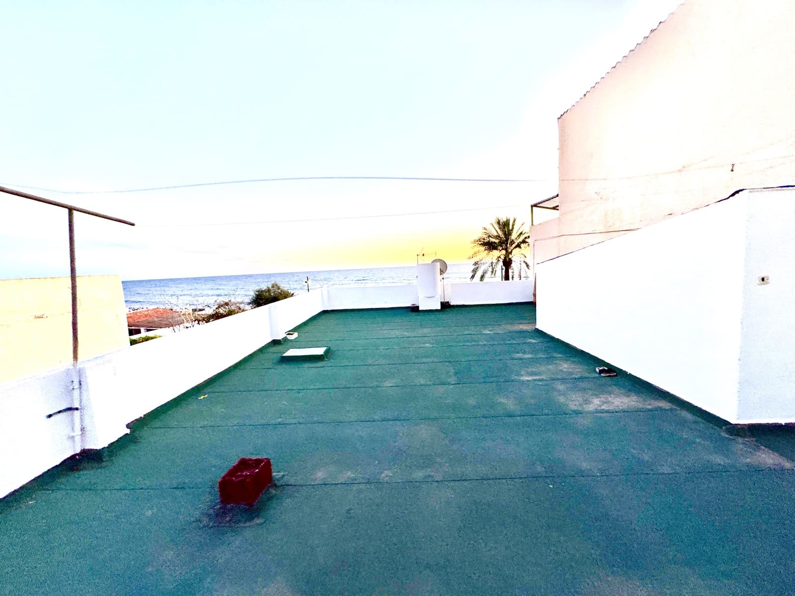 8 bedroom Townhouse for sale in El Pozuelo - € 195,000 (Ref: 9481256)