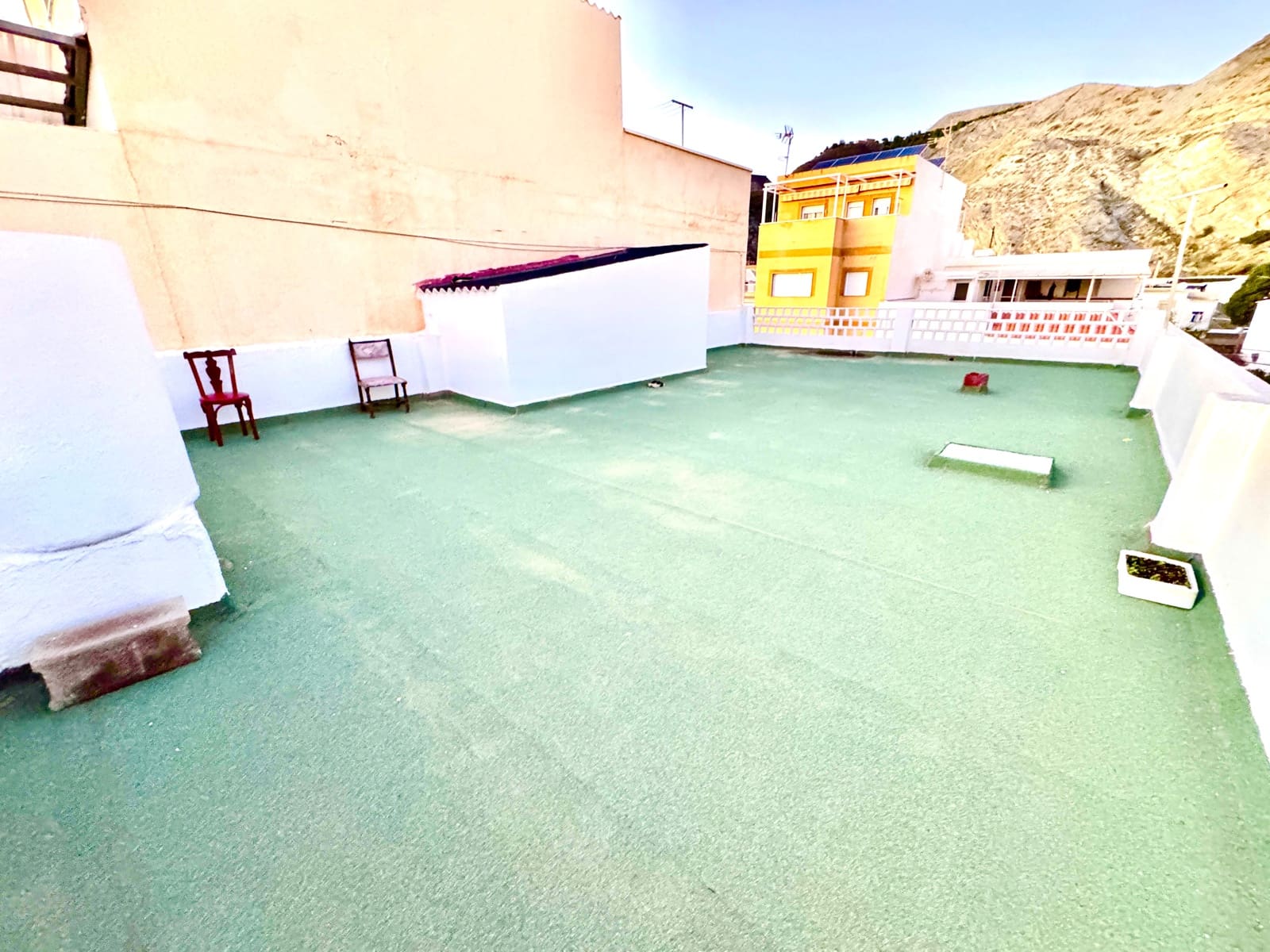 8 bedroom Townhouse for sale in El Pozuelo - € 195,000 (Ref: 9481256)