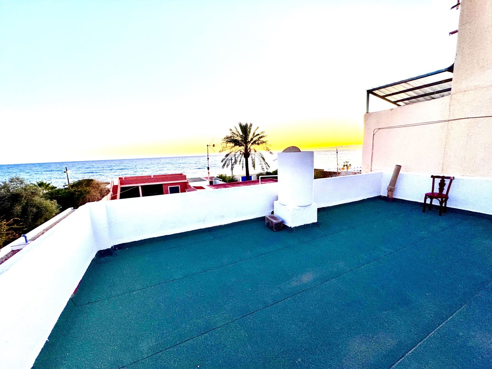 8 bedroom Townhouse for sale in El Pozuelo - € 195,000 (Ref: 9481256)