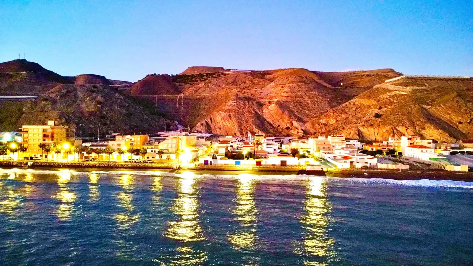 8 bedroom Townhouse for sale in El Pozuelo - € 195,000 (Ref: 9481256)