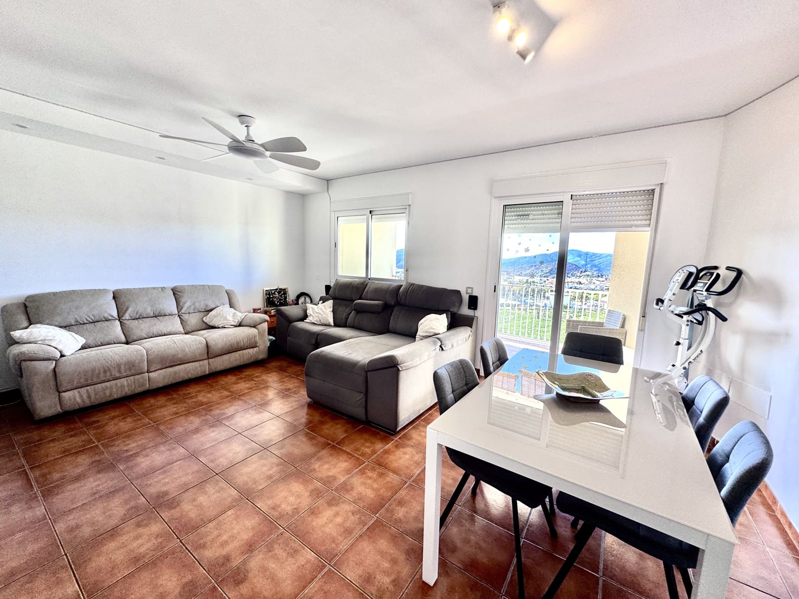 4 bedroom Townhouse for sale in Berja with garage - € 157,000 (Ref: 9497585)