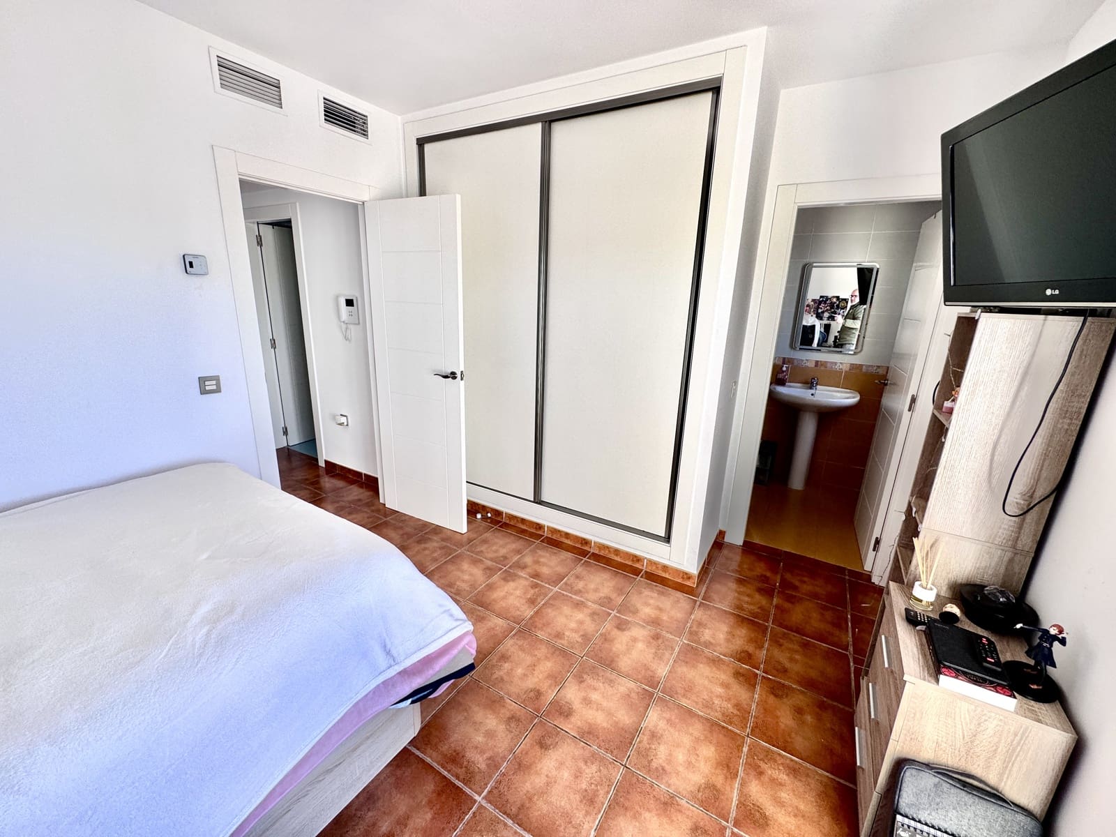 4 bedroom Townhouse for sale in Berja with garage - € 157,000 (Ref: 9497585)