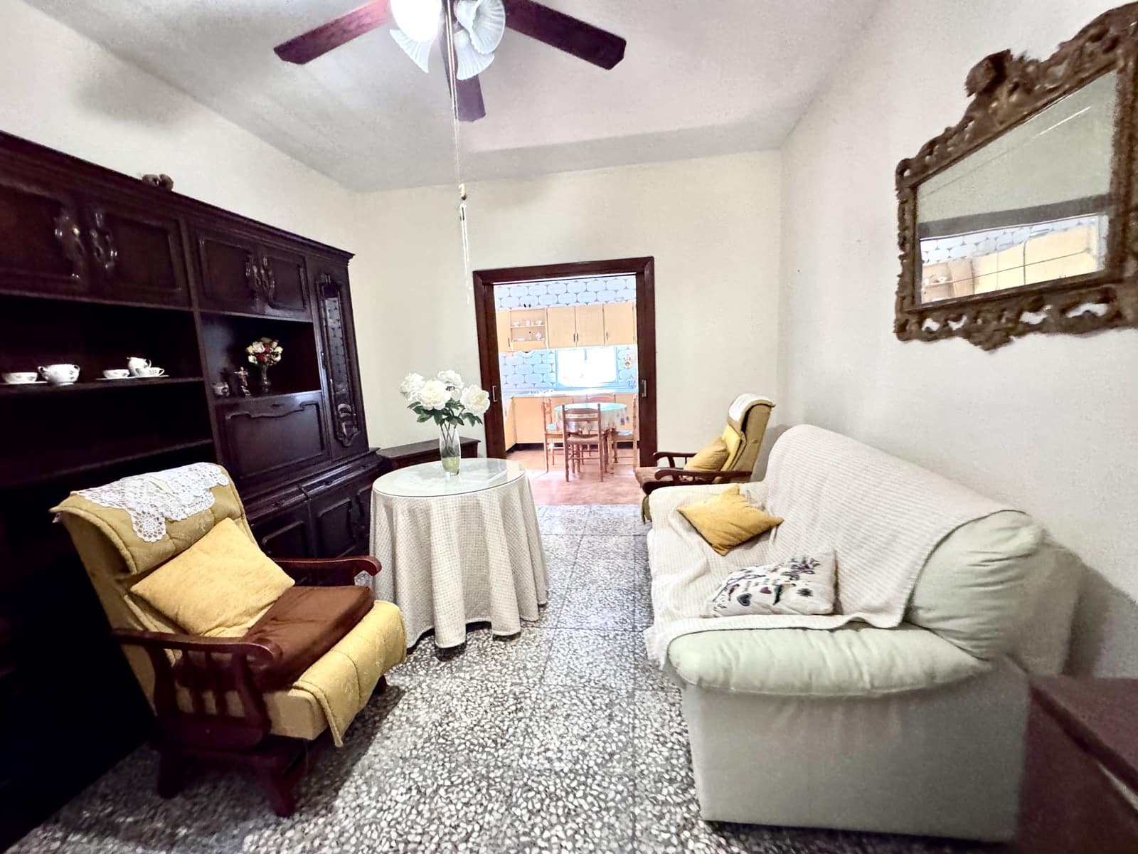 4 soveværelse Byhus til salg i Adra med garage - € 160.000 (Ref: 9521406)