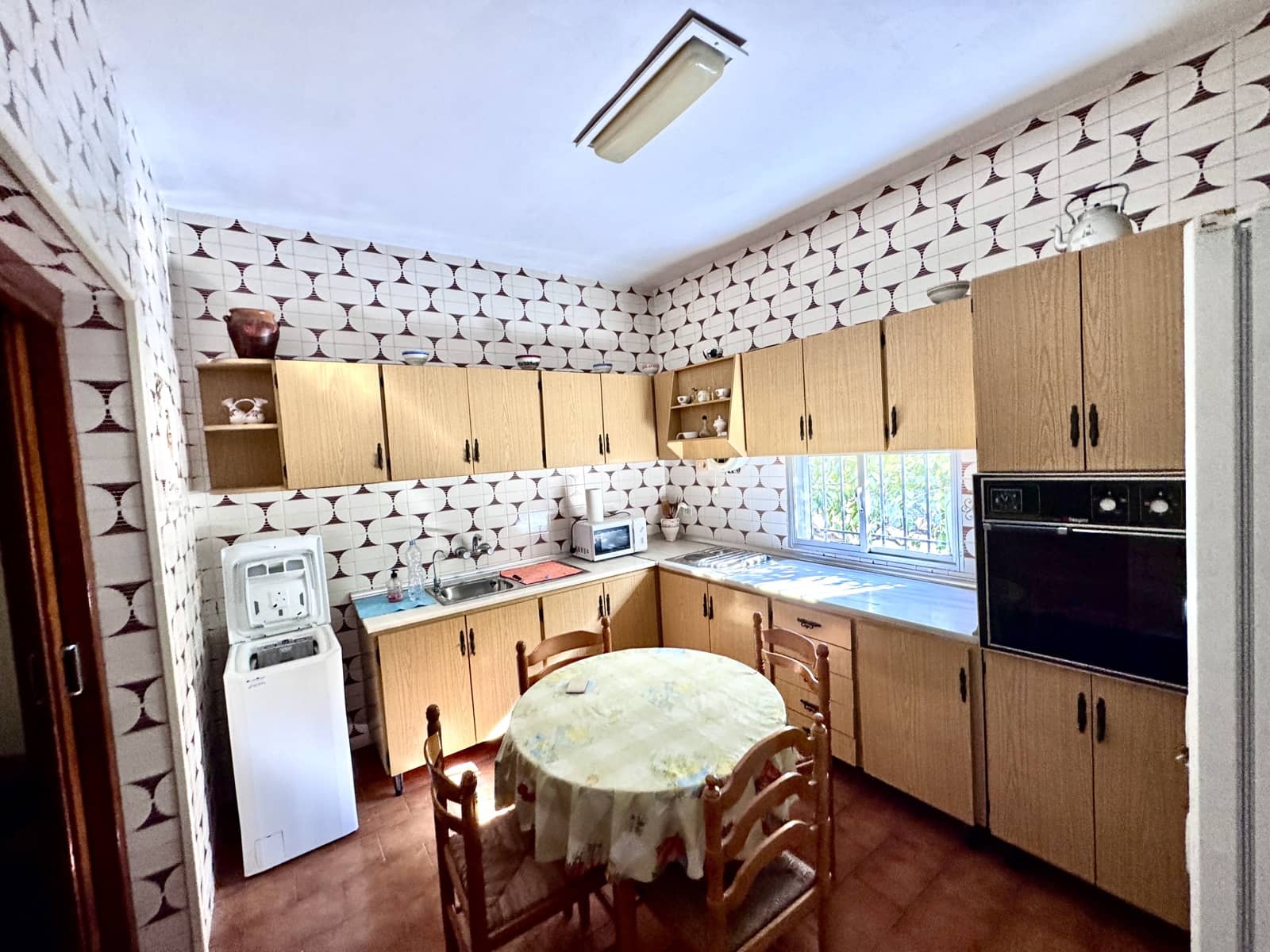 4 soveværelse Byhus til salg i Adra med garage - € 160.000 (Ref: 9521406)