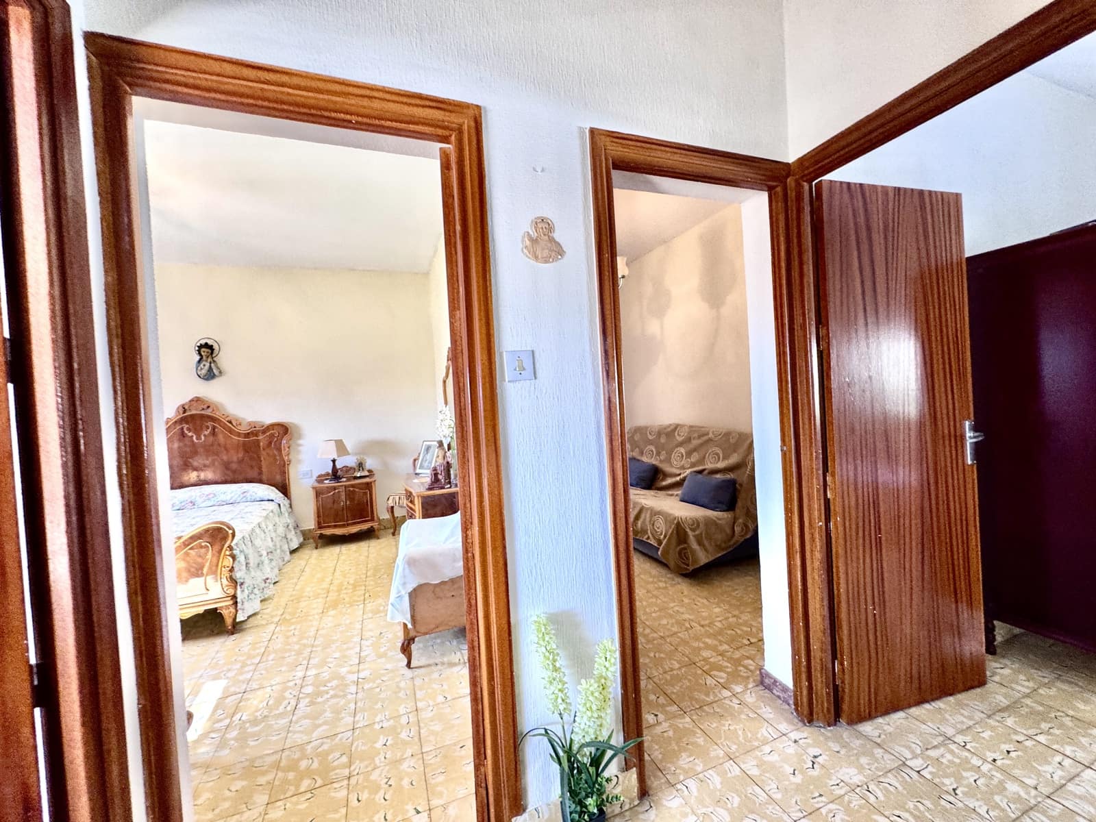 4 soveværelse Byhus til salg i Adra med garage - € 160.000 (Ref: 9521406)