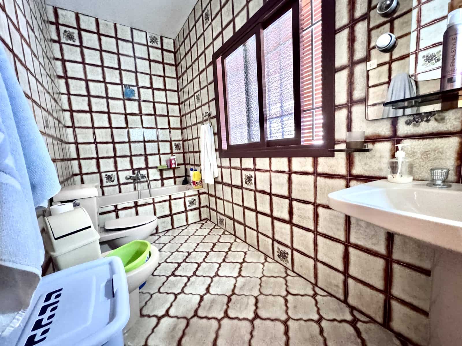 4 soveværelse Byhus til salg i Adra med garage - € 160.000 (Ref: 9521406)