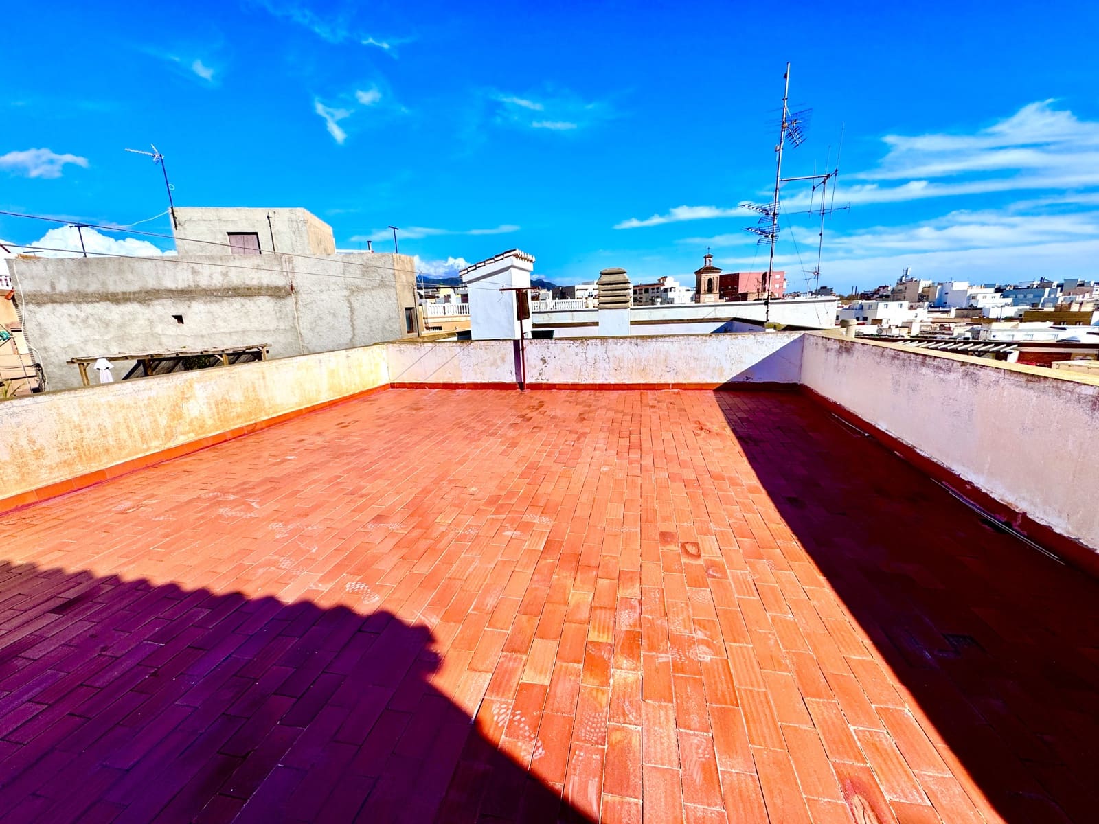 4 soveværelse Byhus til salg i Adra med garage - € 160.000 (Ref: 9521406)