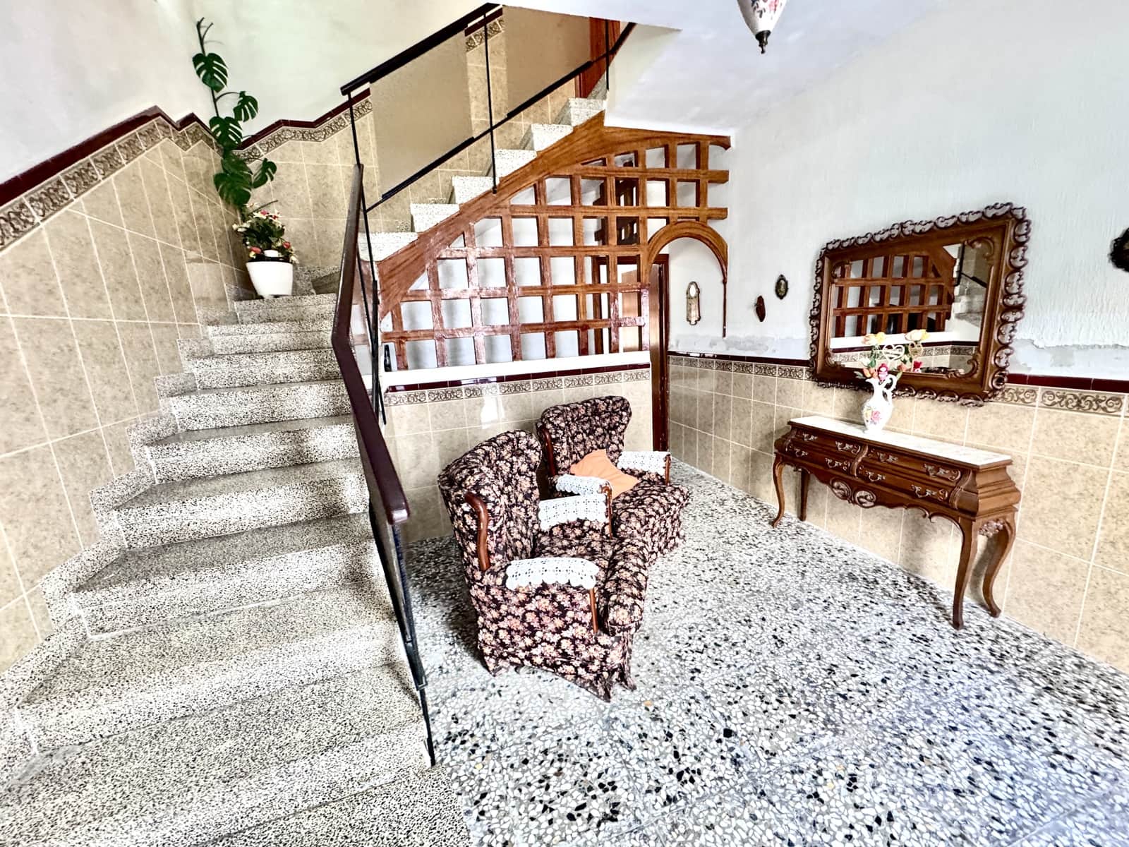 4 soveværelse Byhus til salg i Adra med garage - € 160.000 (Ref: 9521406)