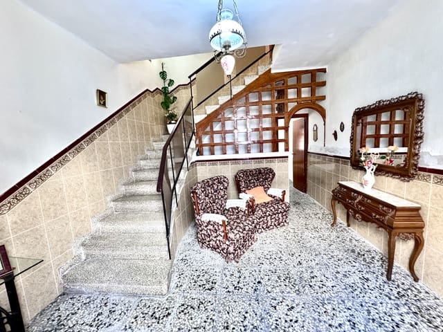 4 soveværelse Byhus til salg i Adra med garage - € 160.000 (Ref: 9521406)