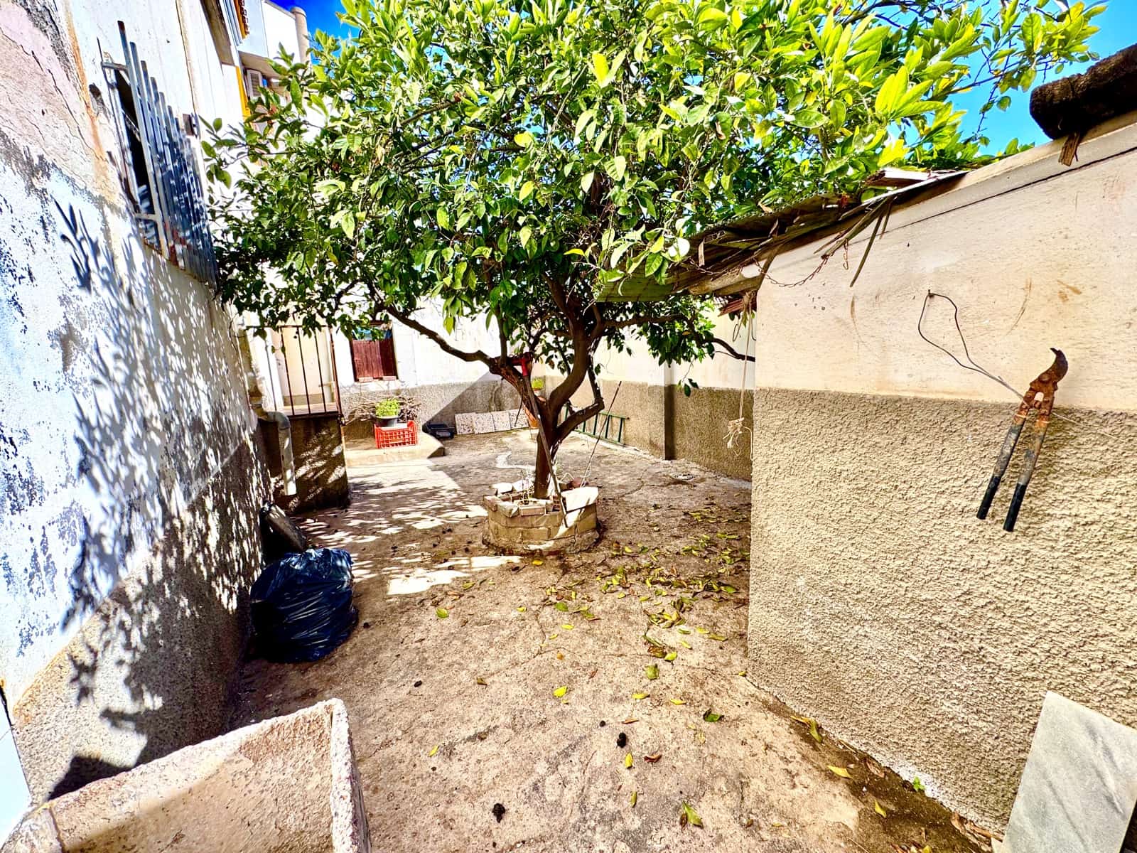 4 soveværelse Byhus til salg i Adra med garage - € 160.000 (Ref: 9521406)