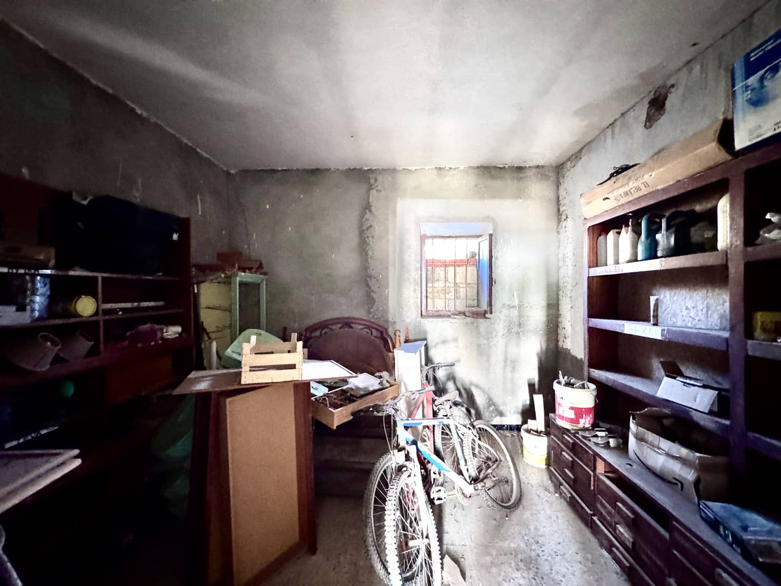 Mark till salu i Adra - 104 300 € (Ref: 9524730)