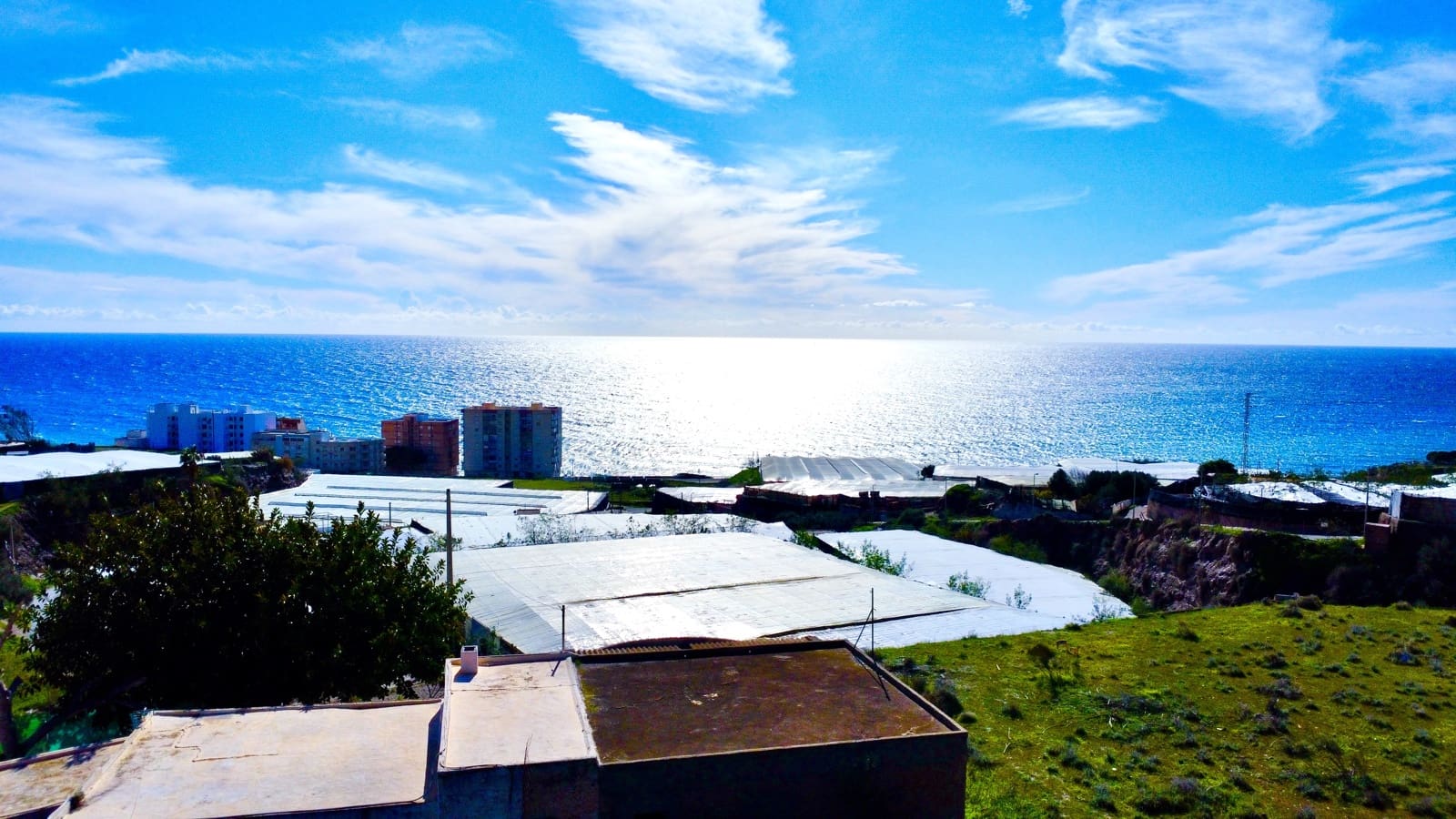 Mark till salu i Adra - 104 300 € (Ref: 9524730)