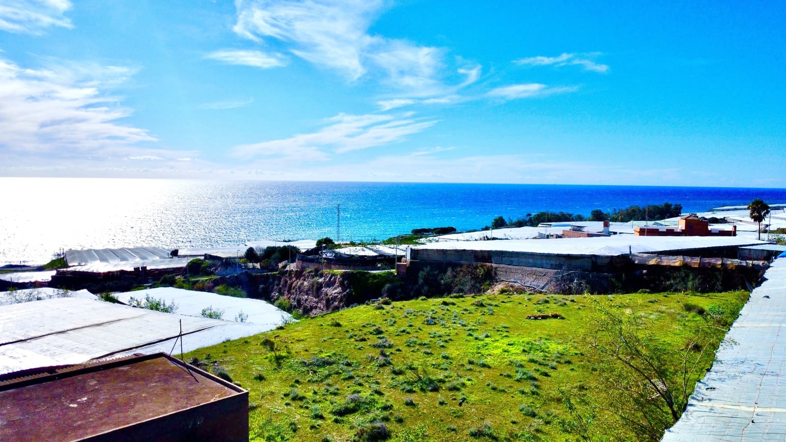 Mark till salu i Adra - 104 300 € (Ref: 9524730)