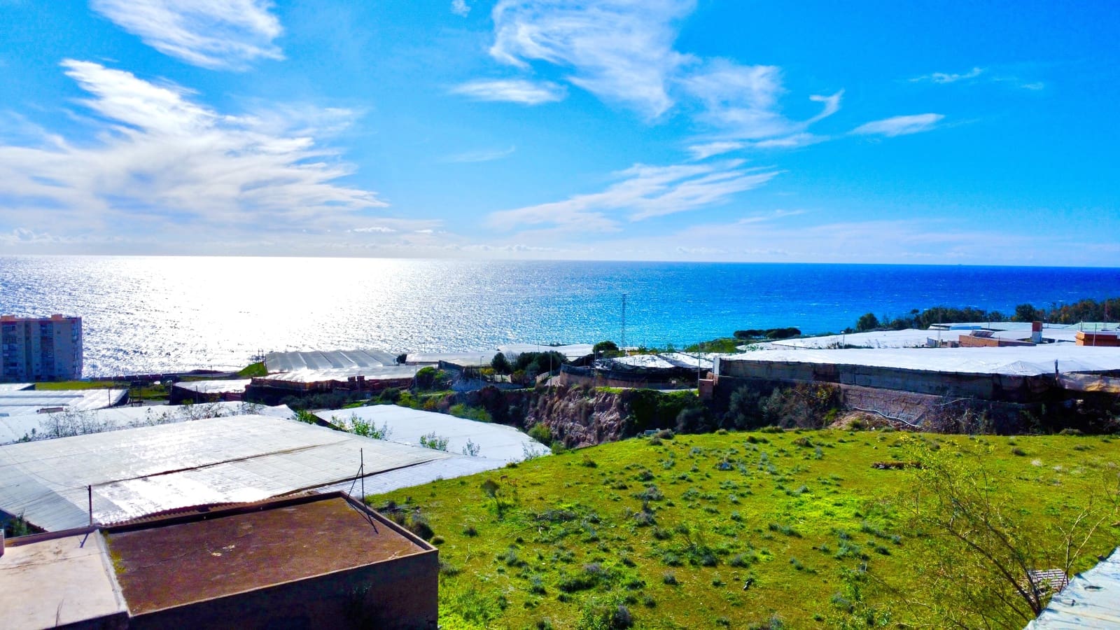 Mark till salu i Adra - 104 300 € (Ref: 9524730)