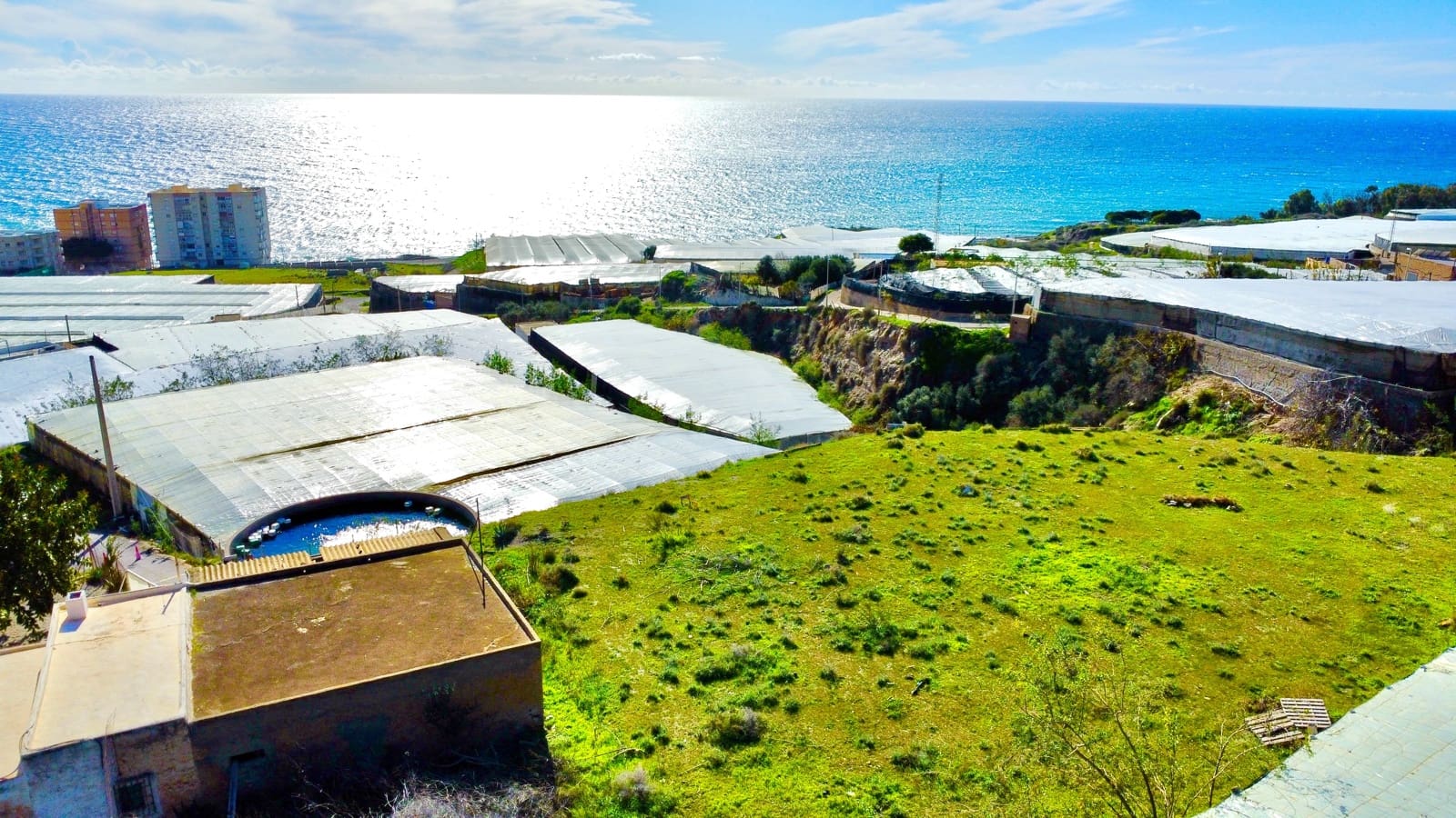 Mark till salu i Adra - 104 300 € (Ref: 9524730)