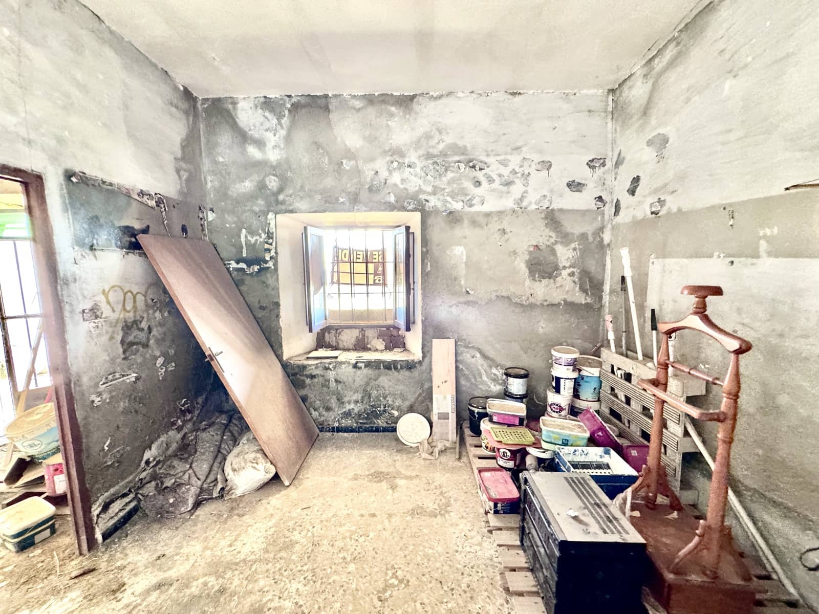 Mark till salu i Adra - 104 300 € (Ref: 9524730)