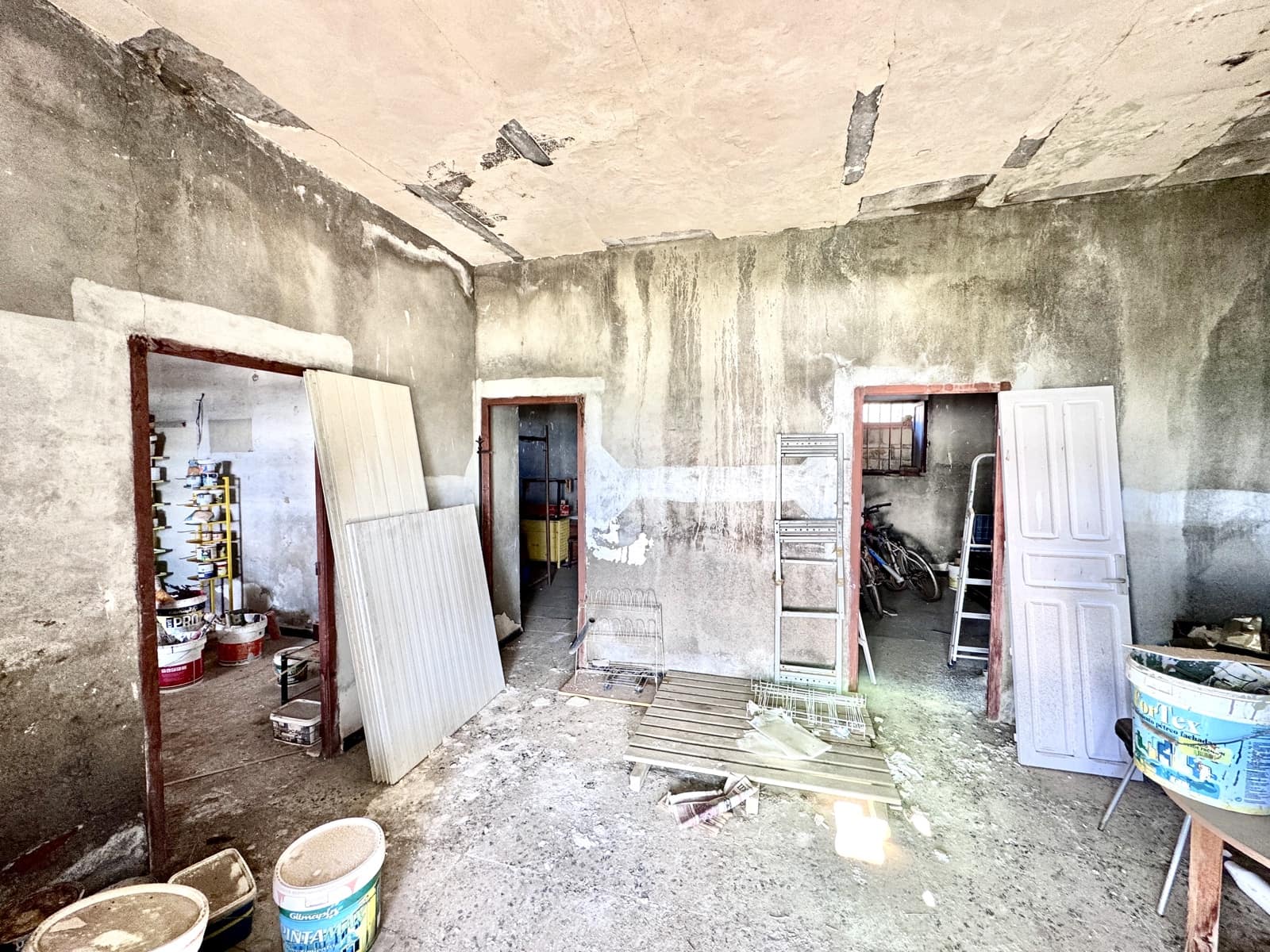 Mark till salu i Adra - 104 300 € (Ref: 9524730)