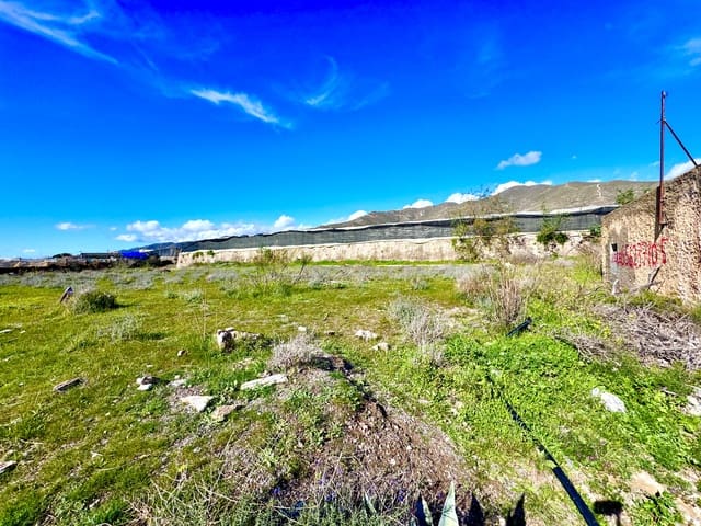 Mark till salu i Adra - 104 300 € (Ref: 9524730)