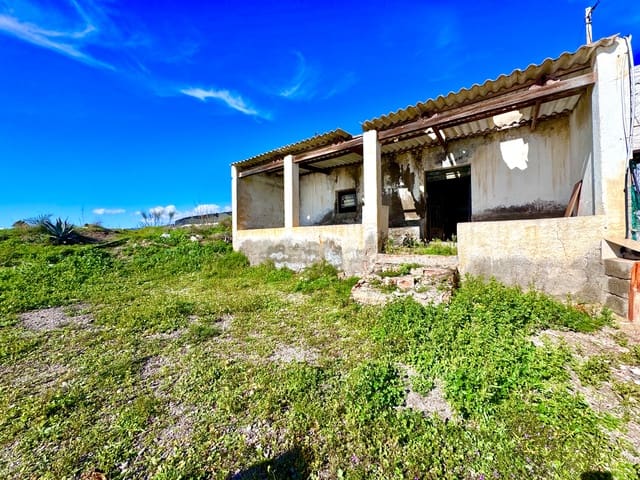 Mark till salu i Adra - 104 300 € (Ref: 9524730)