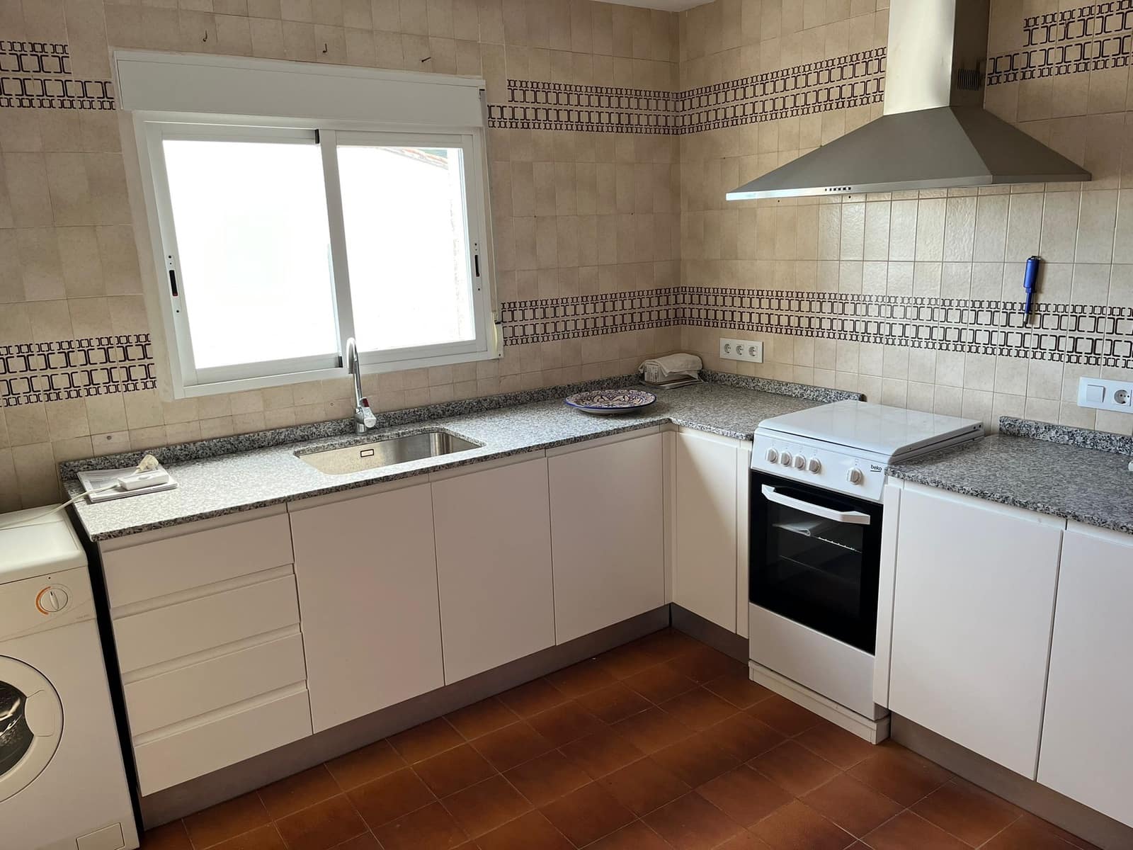 4 slaapkamer Villa te koop in Oliva met garage - € 275.000 (Ref: 9100235)