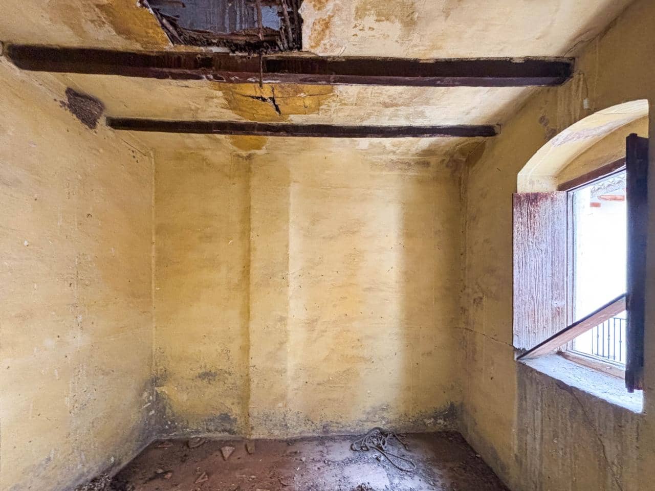 4 sypialnia Willa na sprzedaż w Pucol - 160 000 € (Ref: 9571652)