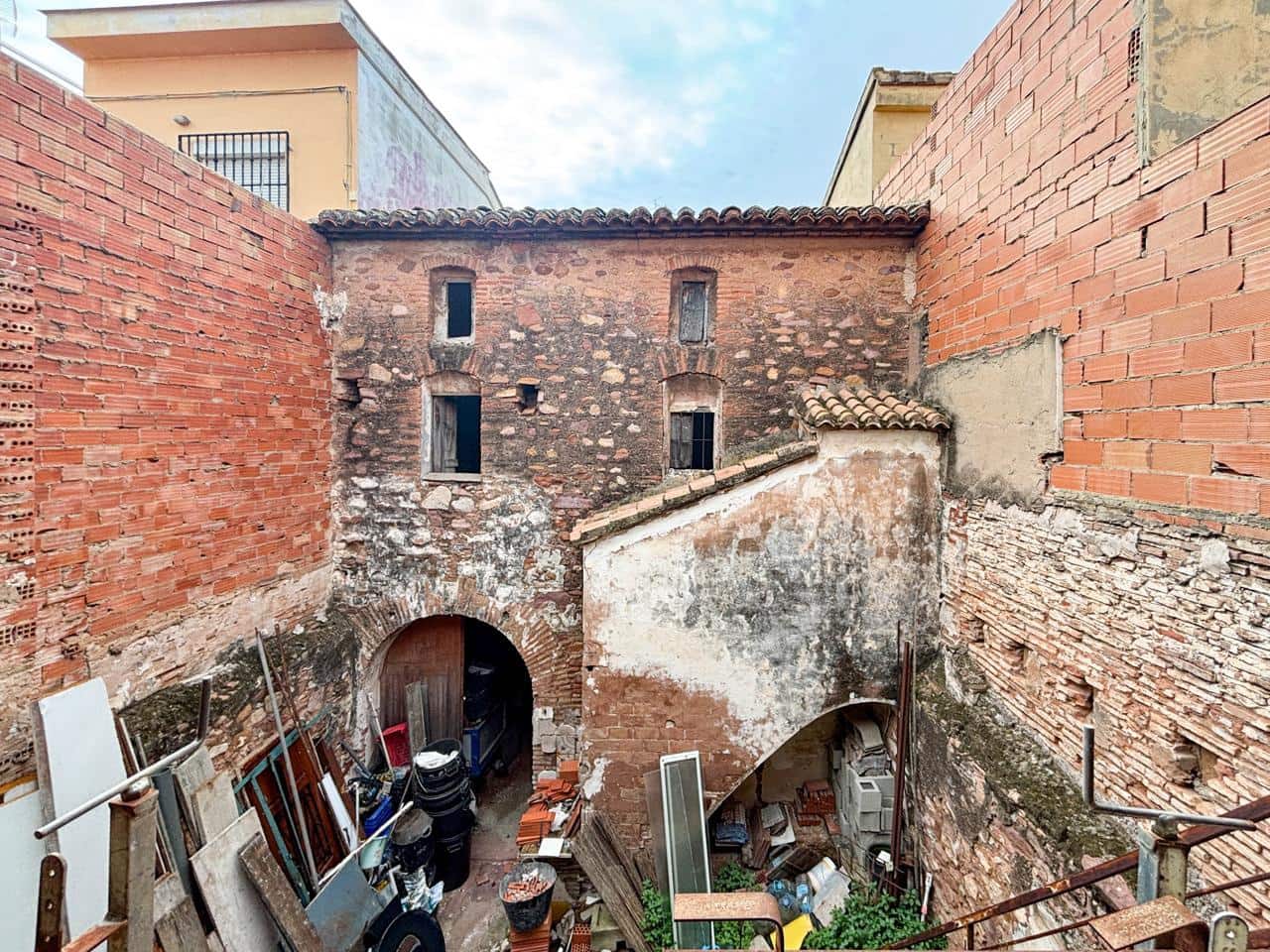 4 sypialnia Willa na sprzedaż w Pucol - 160 000 € (Ref: 9571652)