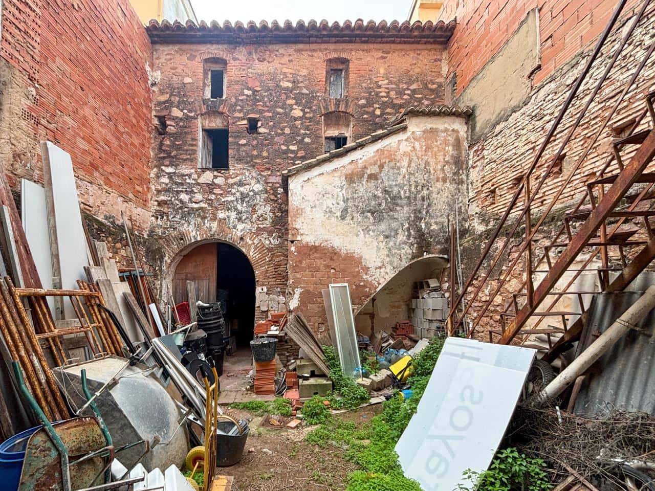 4 sypialnia Willa na sprzedaż w Pucol - 160 000 € (Ref: 9571652)