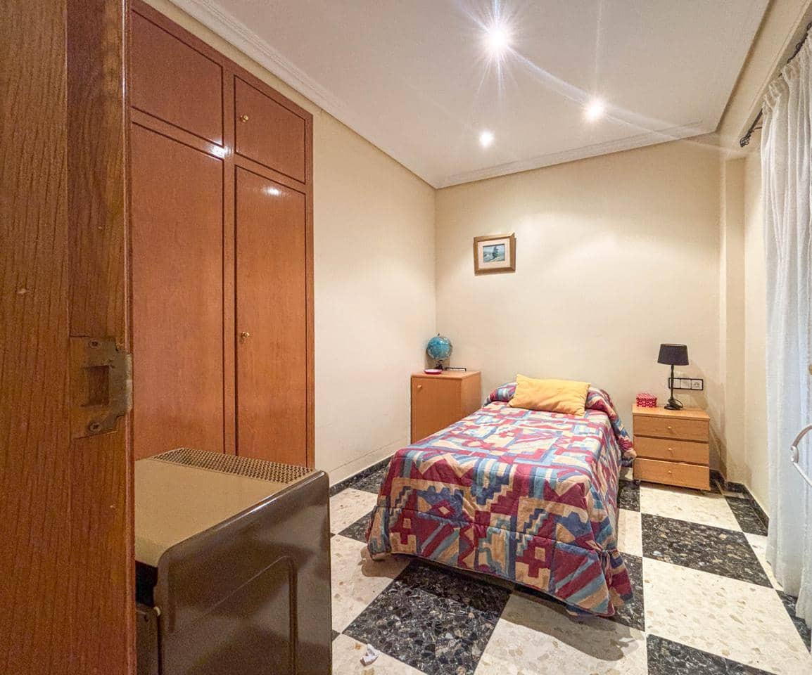 4 sovrum Villa till salu i Quartell - 250 000 € (Ref: 9571657)