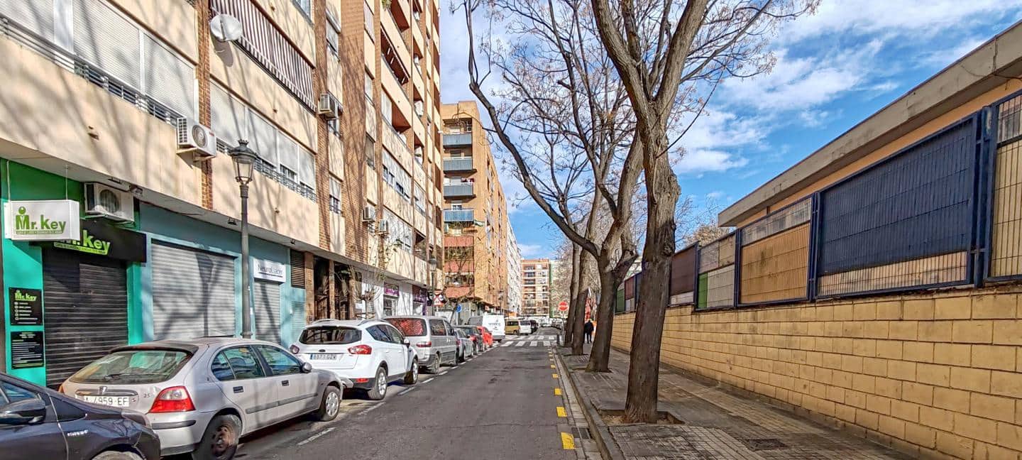 2 chambre Entreprise à vendre à Valence ville - 225 000 € (Ref: 9571659)