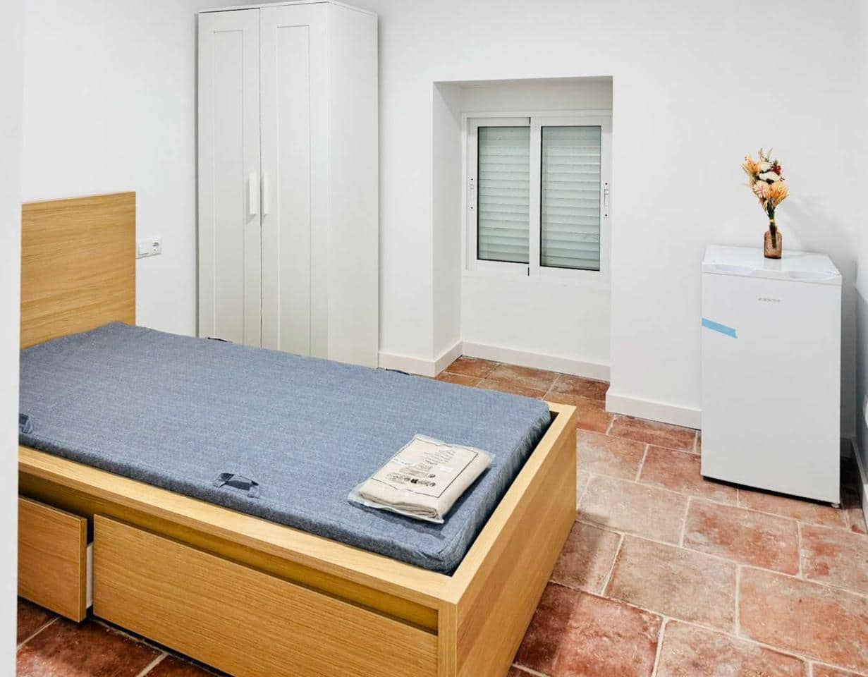 7 sovrum Villa till salu i Pucol - 320 000 € (Ref: 9611883)