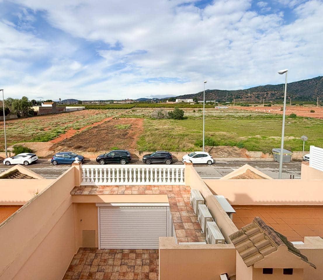 4 sovrum Villa till salu i Pucol - 450 000 € (Ref: 9616813)